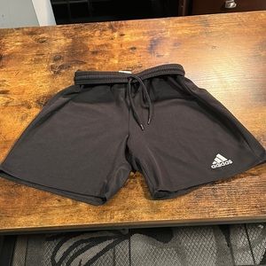 Adidas m women’s basketball shorts black